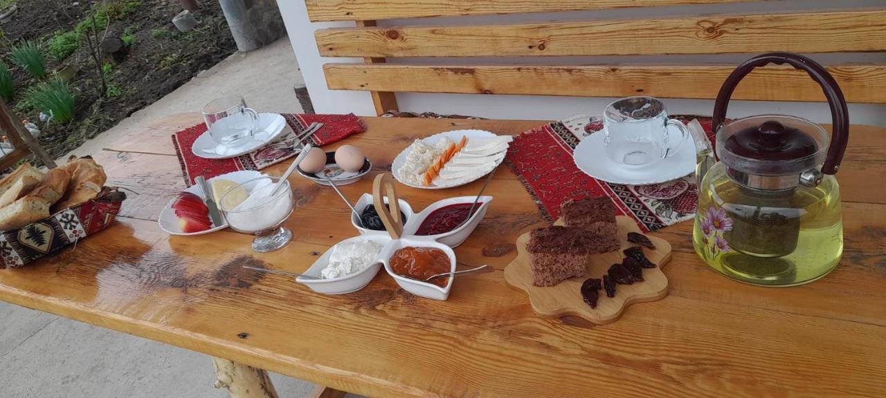 Amoj B&B And Guest House Alaverdi Buitenkant foto